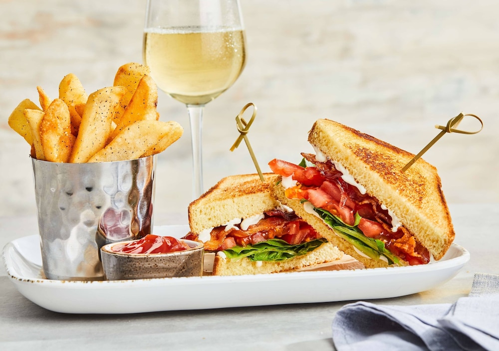 courtyard by marriott columbus west hilliard