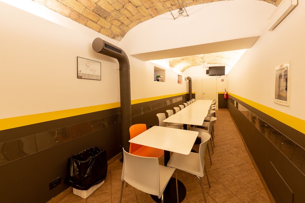 roma scout center hostel