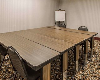 wingate by wyndham pittsburgh west mifflin