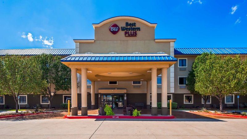 Best Western Plus University Inn & Suites