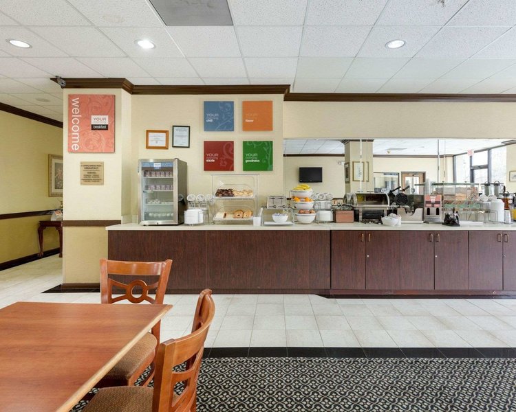 comfort suites bush intercontinental airport
