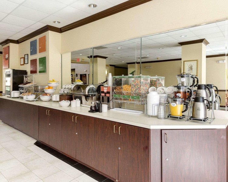 comfort suites bush intercontinental airport