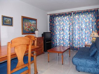 Aparthotel Seth Isla Paraiso,Near Playa Arenal D'en Castell,3 star