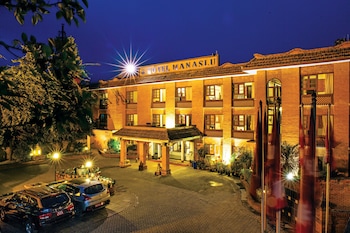 hotel manaslu