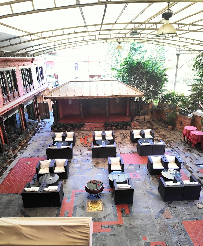 hotel manaslu