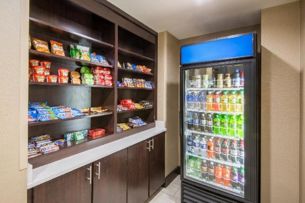 holiday inn express and suites ashland by ihg