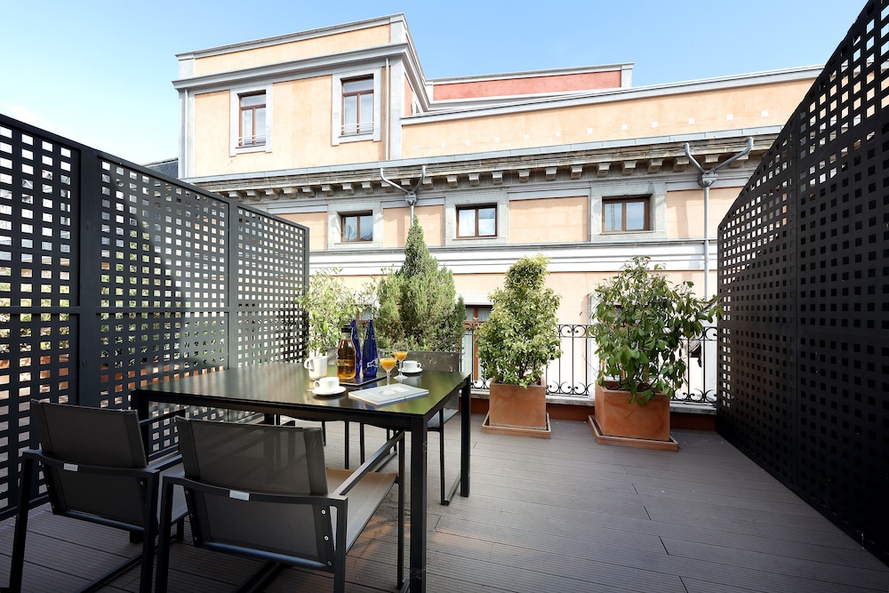 eurostars casa de la lirica