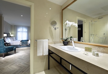 eurostars casa de la lirica