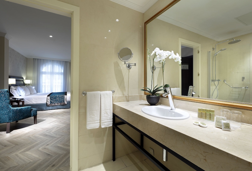 eurostars casa de la lirica