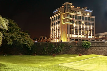 the bayleaf intramuros hotel