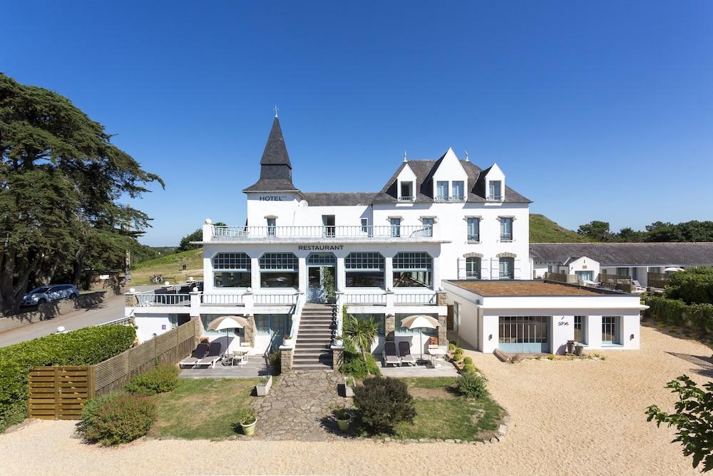 Hotel Du Tumulus,Near Musee De Carnac,3 star