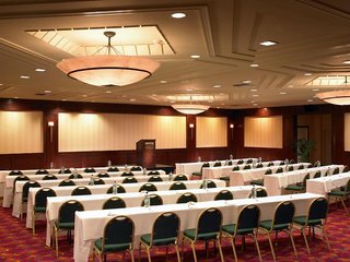 warner center marriott woodland hills