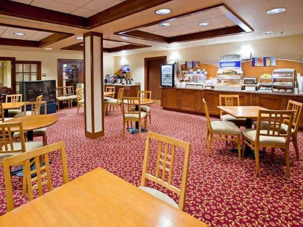 holiday inn express hotel and suites greenville by ihg