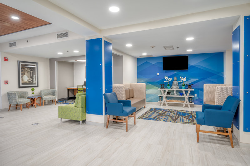 holiday inn express hotel and suites greenville by ihg