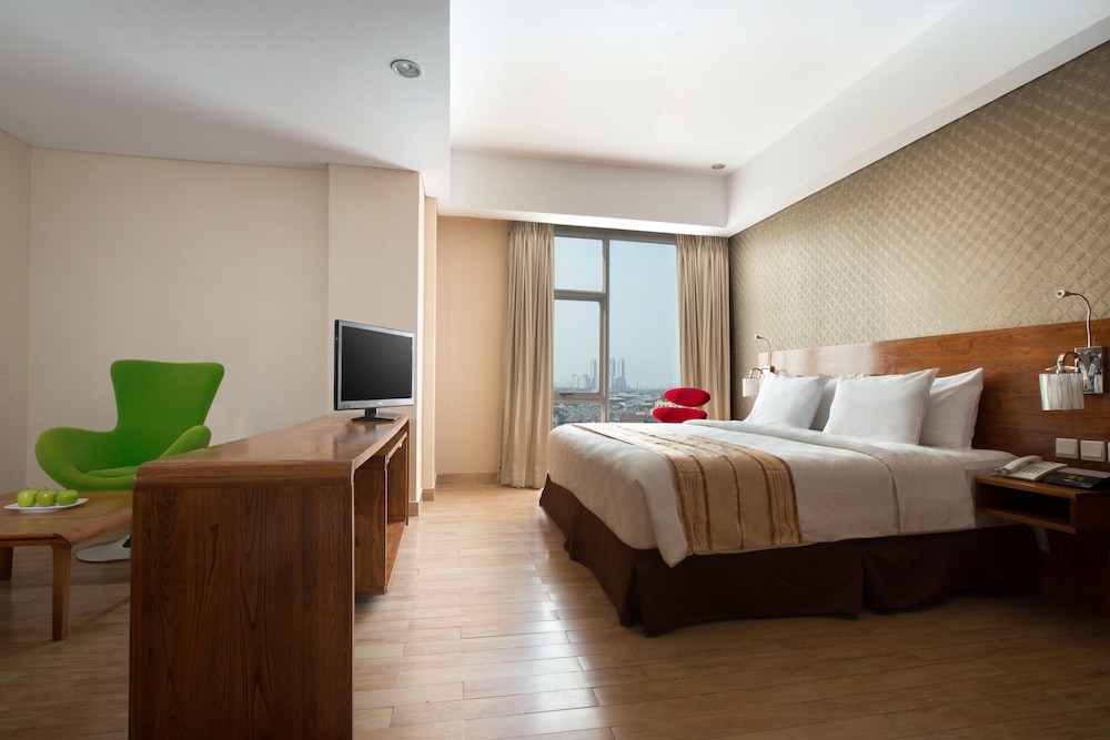 hariston hotel and suites