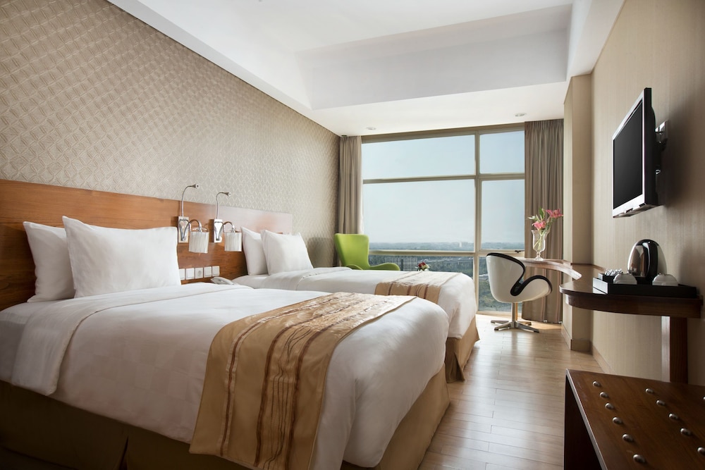 hariston hotel and suites