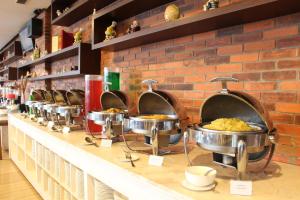 hariston hotel and suites