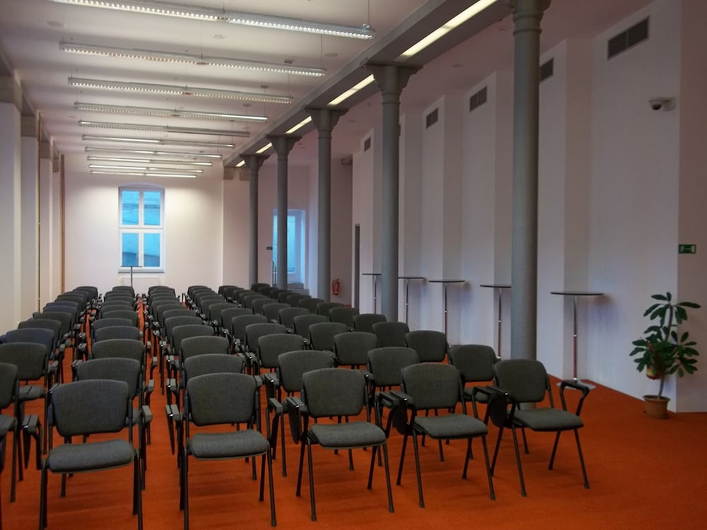 ea business hotel jihlava