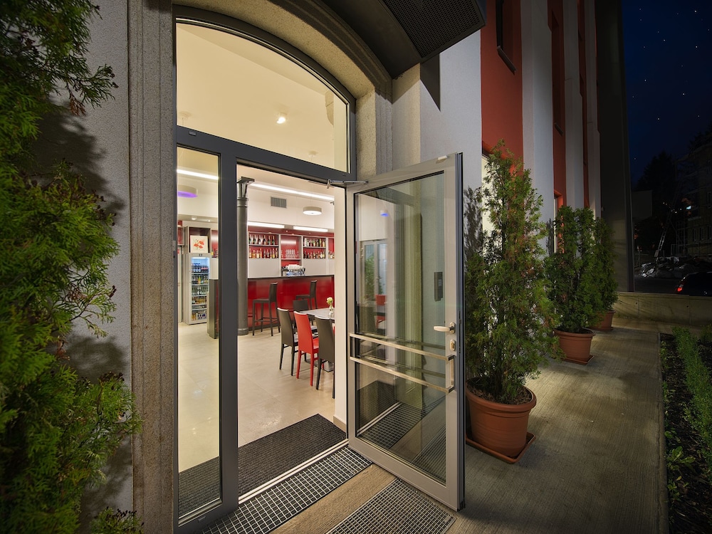 ea business hotel jihlava