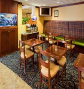 holiday inn express and suites annapolis by ihg