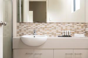 Quest Bunbury Apartment Hotel,Pelican Point>>Bunbury,4 star