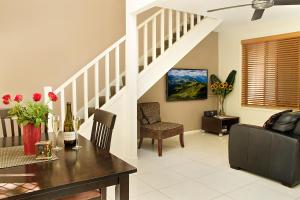 Byron Central Apartments,Hayters Hill>>Byron Bay,4 star