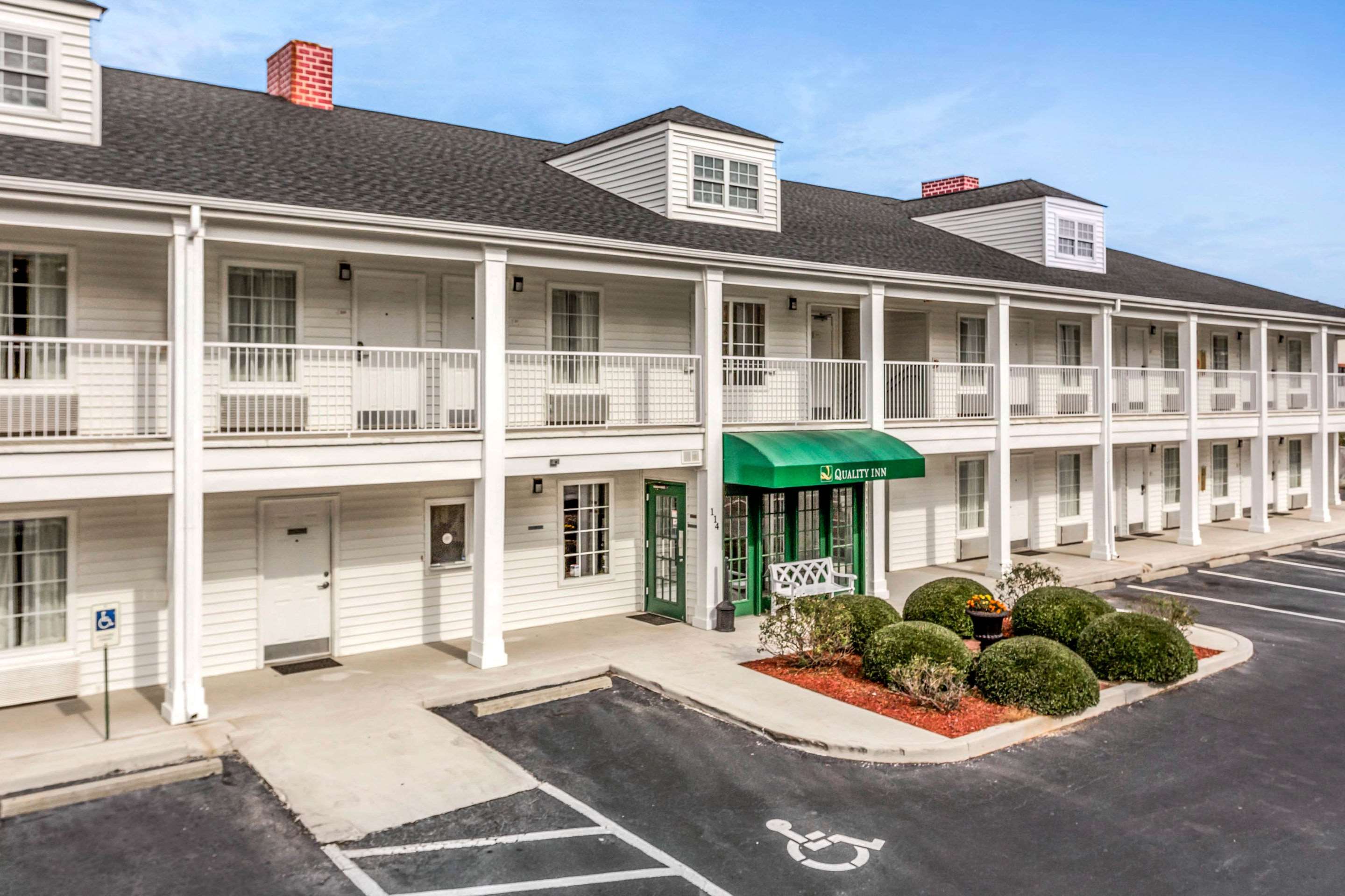 quality inn lancaster