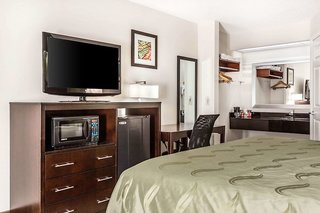 quality inn lancaster
