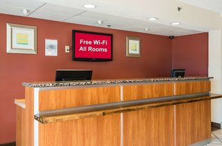 red roof inn laredo