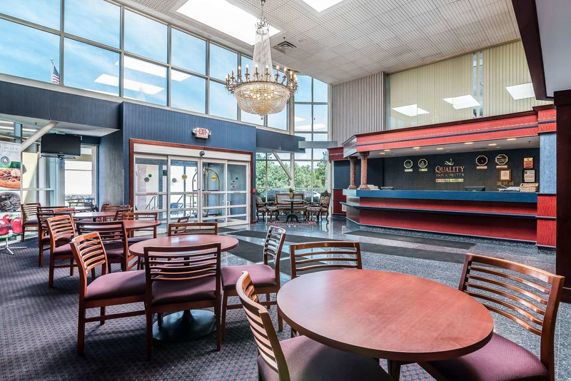 quality inn and suites albany airport