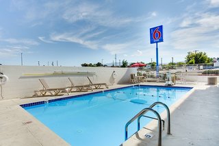 Motel 6 Albuquerque, Nm - Carlisle,Bernalillo>>Albuquerque,2 star