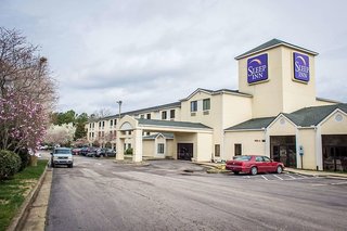 Clarion Pointe Wake Forest - Raleigh North,Near Southeastern Baptist Theological Seminary,3 star