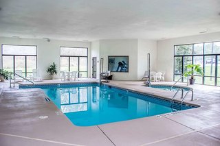 Clarion Pointe Wake Forest - Raleigh North,Near Southeastern Baptist Theological Seminary,3 star