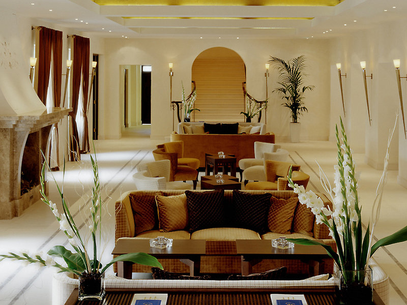 mamaison le regina boutique hotel