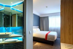 Holiday Inn Express Mechelen City Centre By Ihg,Belgium>>Antwerp,3 star