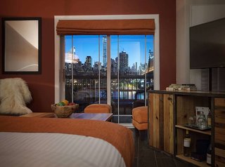 Ravel Hotel Trademark Collection By Wyndham,Long Island>>Brooklyn,4 star