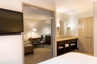 Doubletree Suites By Hilton Nashville Airport,Nashville>>Gallatin,4 star