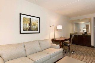 Doubletree Suites By Hilton Nashville Airport,Nashville>>Gallatin,4 star