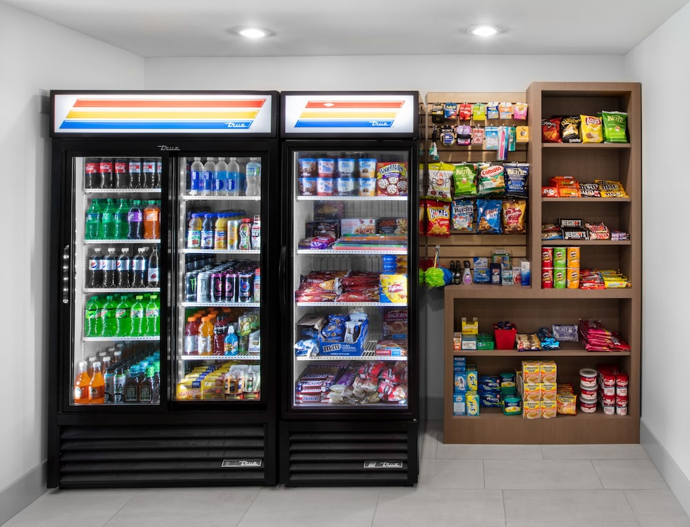 holiday inn express hotel and suites altoona des moines by ihg