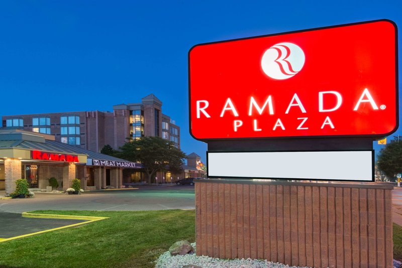 Ramada Plaza By Wyndham Niagara Falls