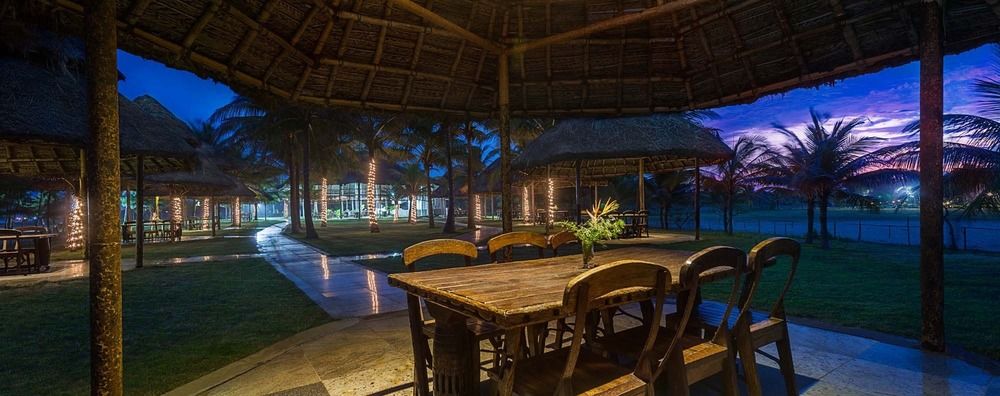 chariot beach resort