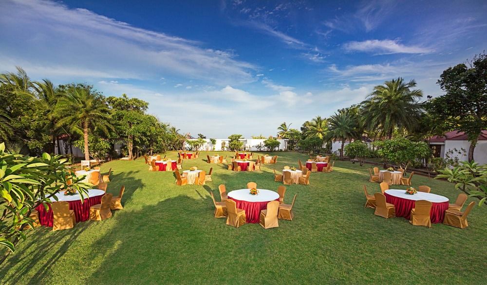 chariot beach resort