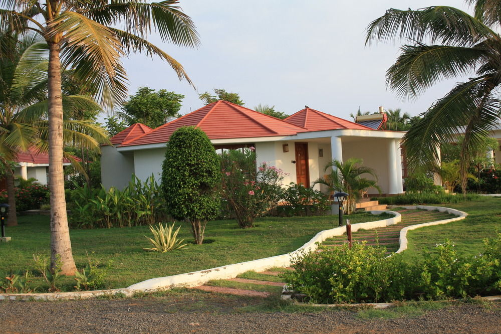 chariot beach resort