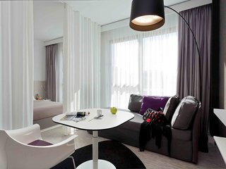 novotel suites malaga centro