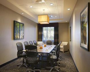 Holiday Inn Express Miami Airport Blue Lagoon Area By Ihg,Florida>>Baker's Haulover Inlet,3 star