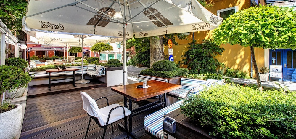 hotel skradinski buk