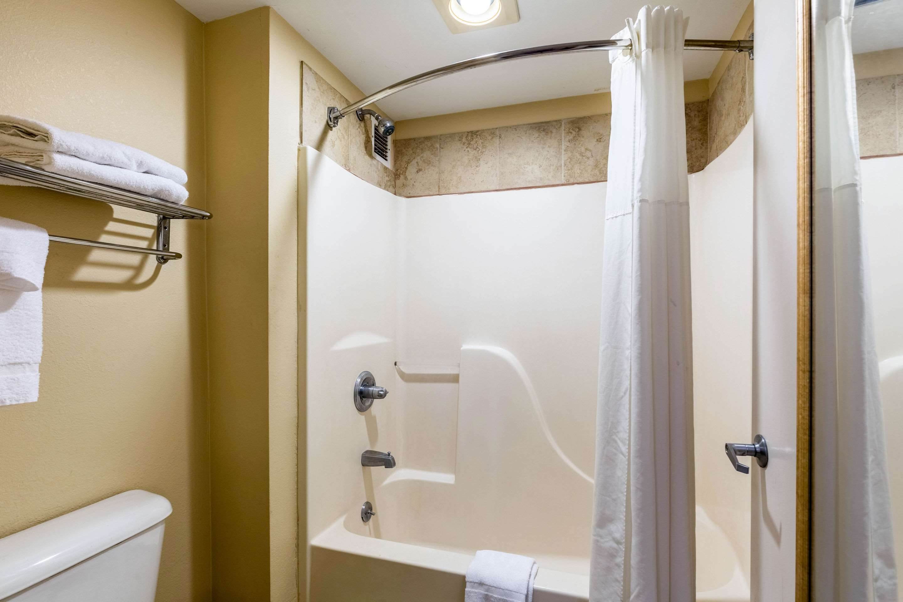quality inn alexandria