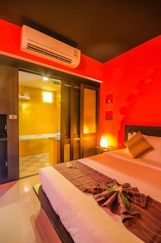 Bhundhari Chaweng Beach Resort Koh Samui,Near Phetch Buncha Thai Boxing Stadium,3 star