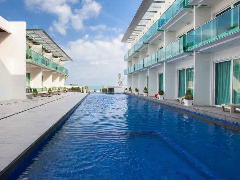 kc beach club and pool villas