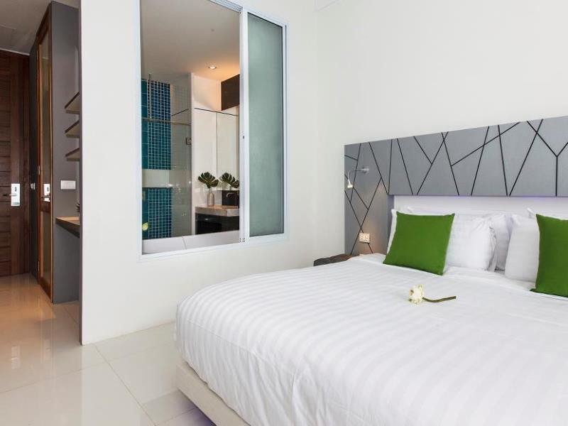 kc beach club and pool villas